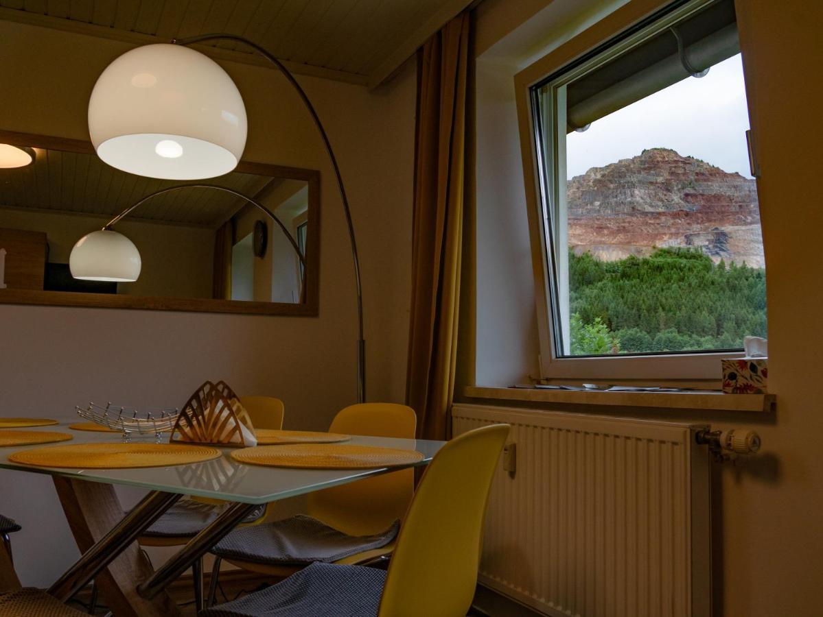 Erzhaus Apartments 아이제네즈 외부 사진