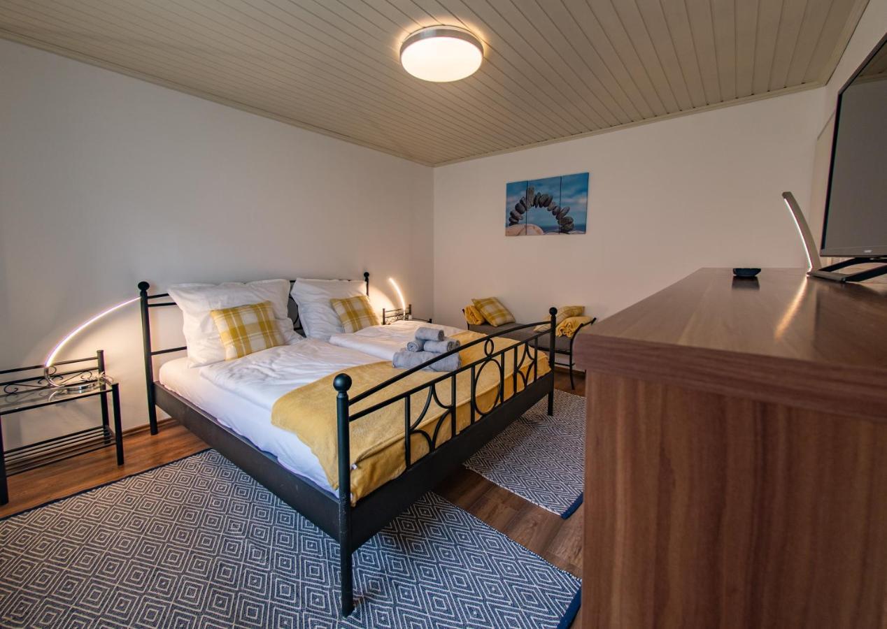 Erzhaus Apartments 아이제네즈 외부 사진