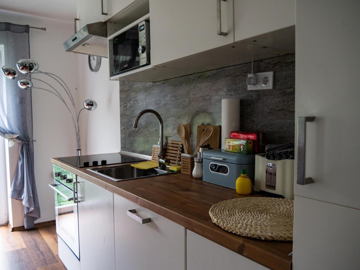 Erzhaus Apartments 아이제네즈 외부 사진