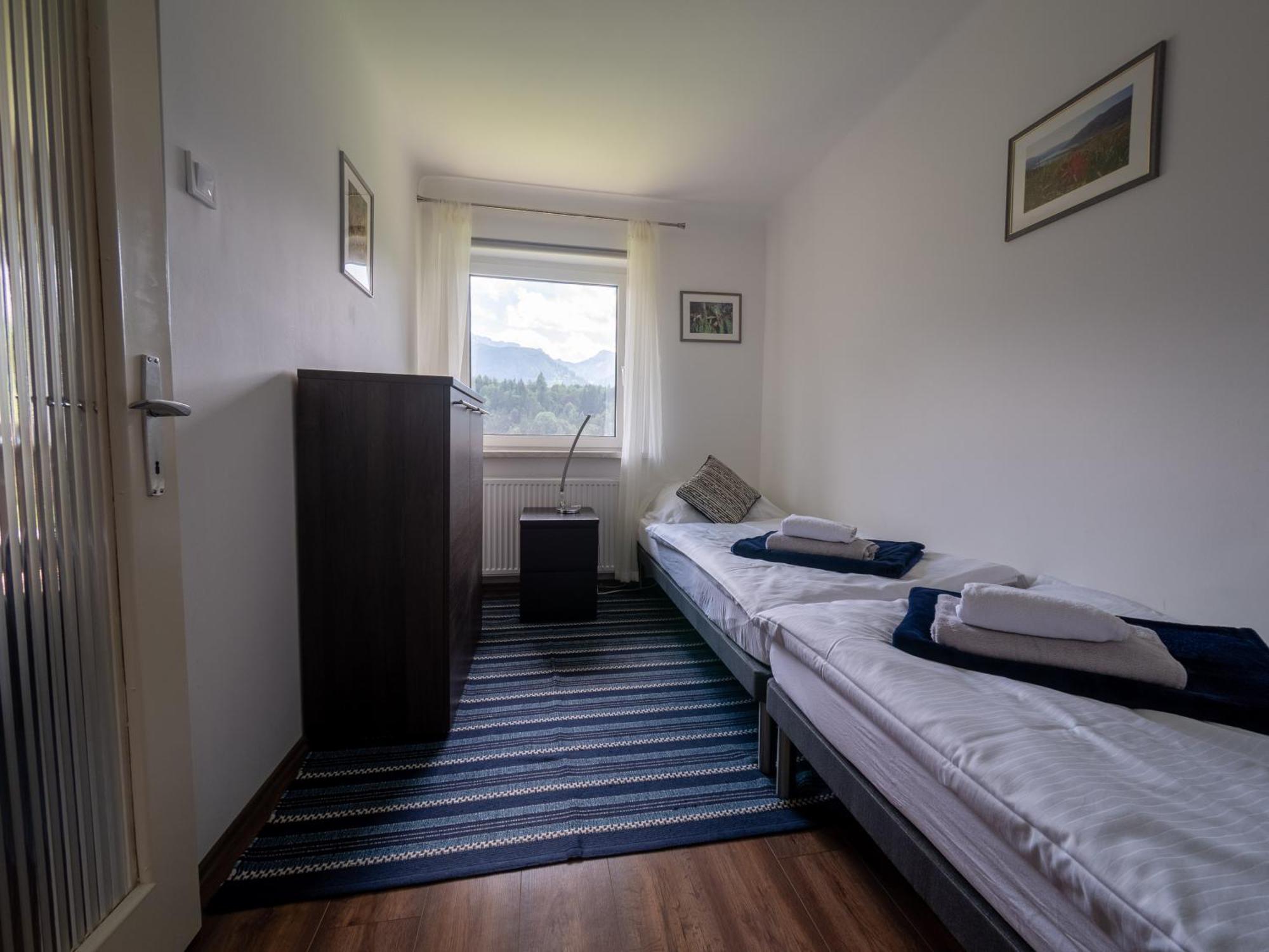 Erzhaus Apartments 아이제네즈 외부 사진